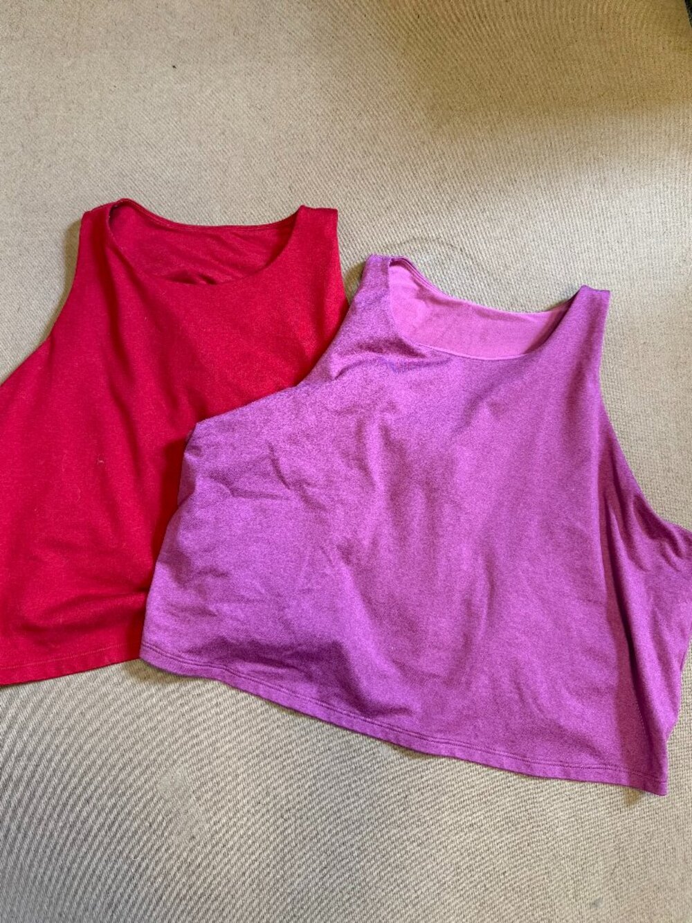 Old Navy Women's Light Support CloudComfy Longline Sports Bras (Set of Two)